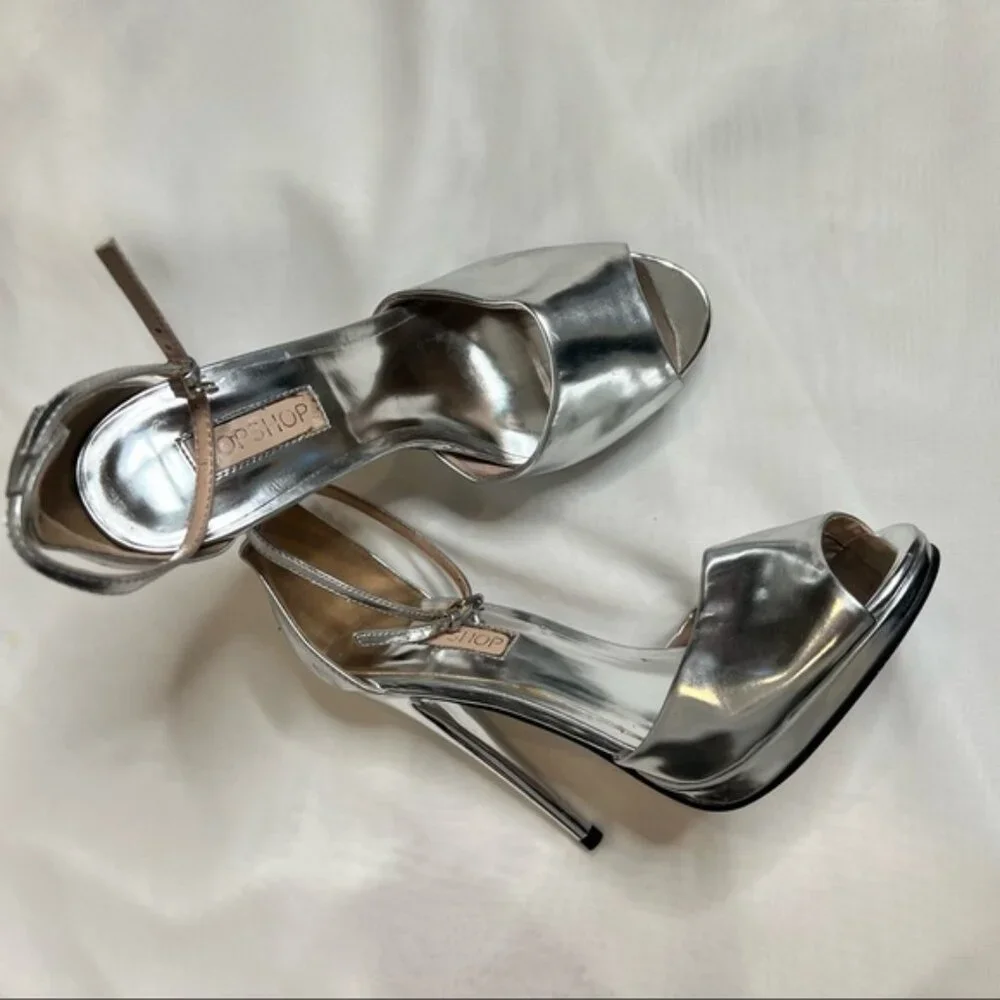 TOPSHOP metallic silver peep toe heels (Sz 37)